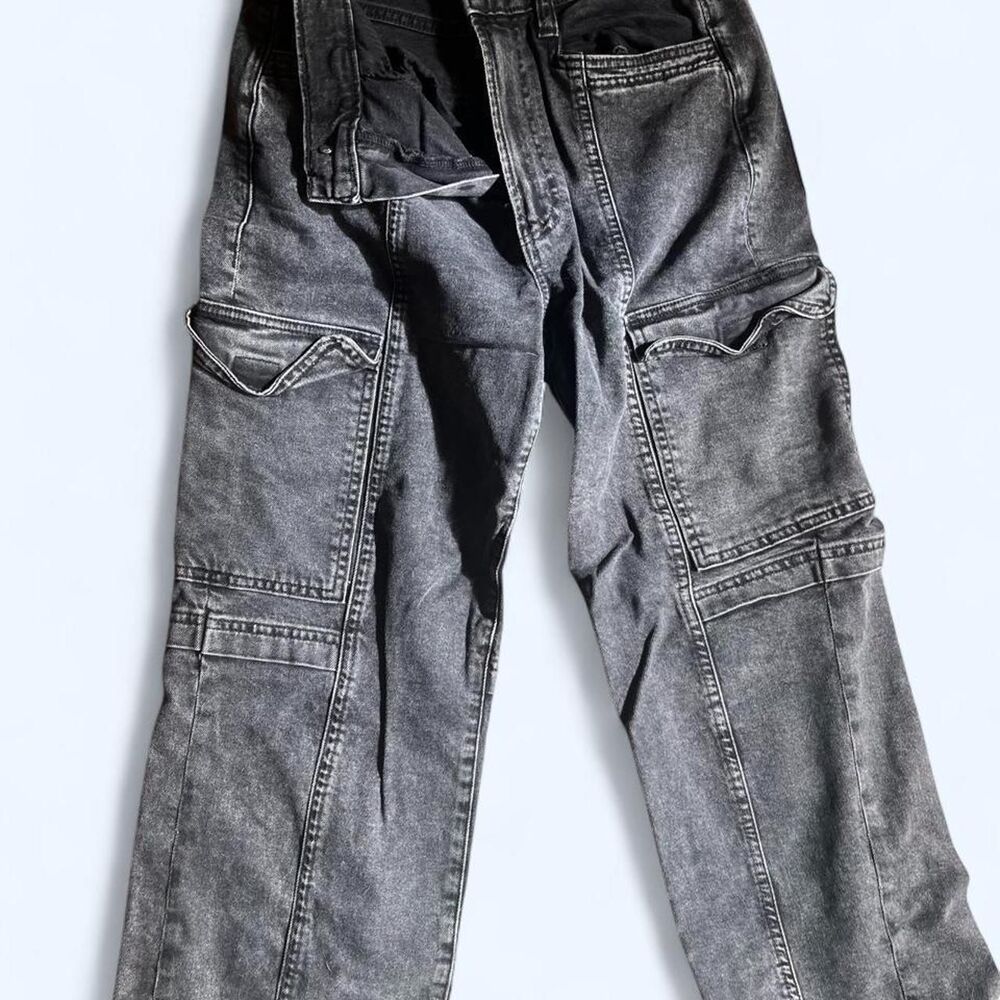 Gap Women's black cargo jeans